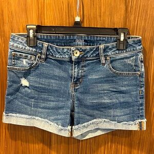 a.n.a. Jean Shorts